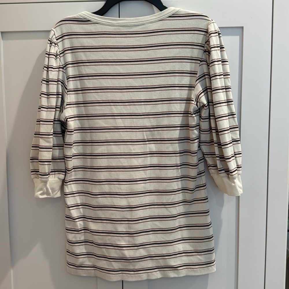 Veronica Beard Amity Striped Rib Knit Three-Quarter Sleeve. Size M - Picture 4 of 5